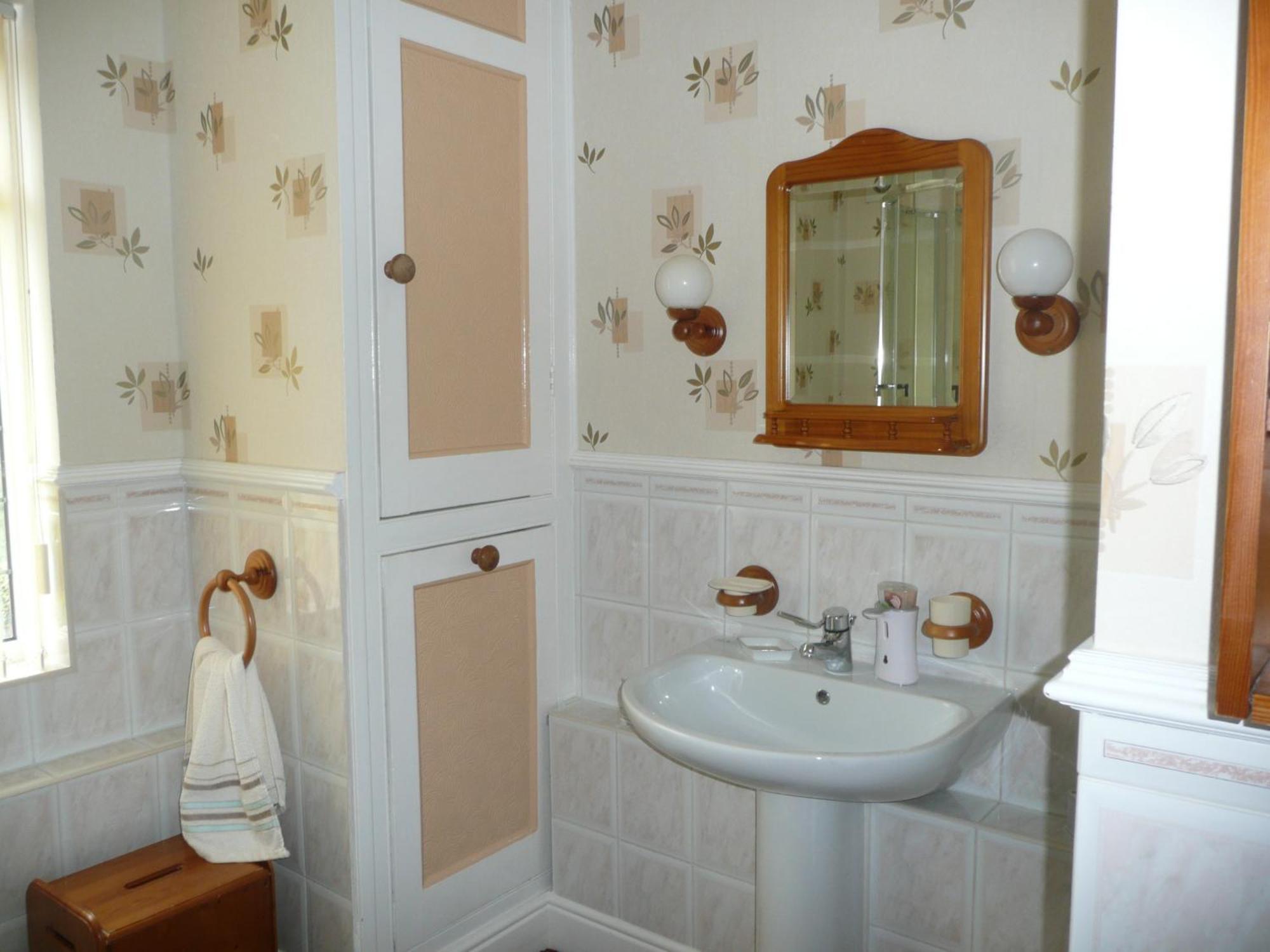 Cherry Blossom Guest House วิทบี ภายนอก รูปภาพ
