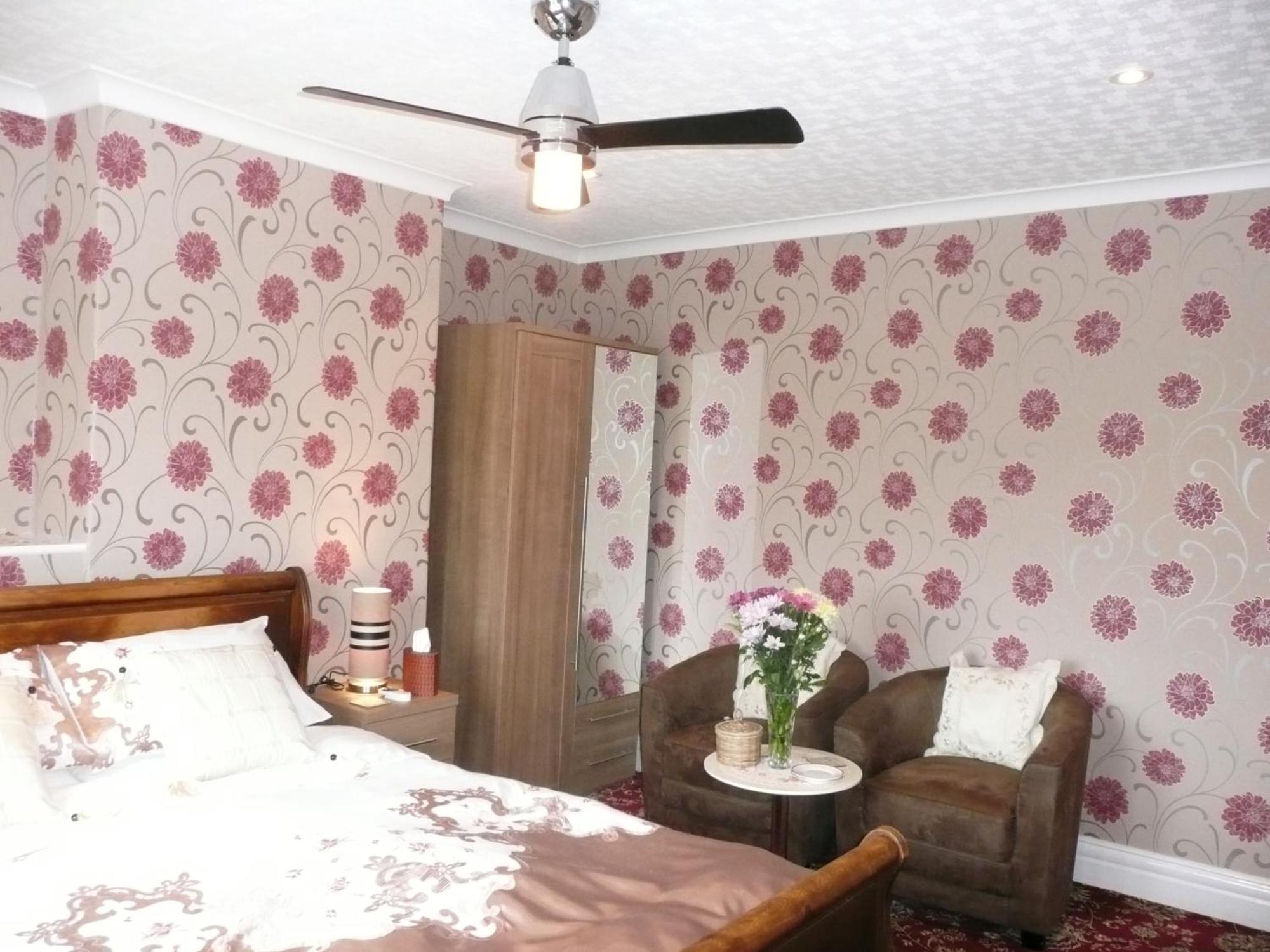 Cherry Blossom Guest House วิทบี ภายนอก รูปภาพ